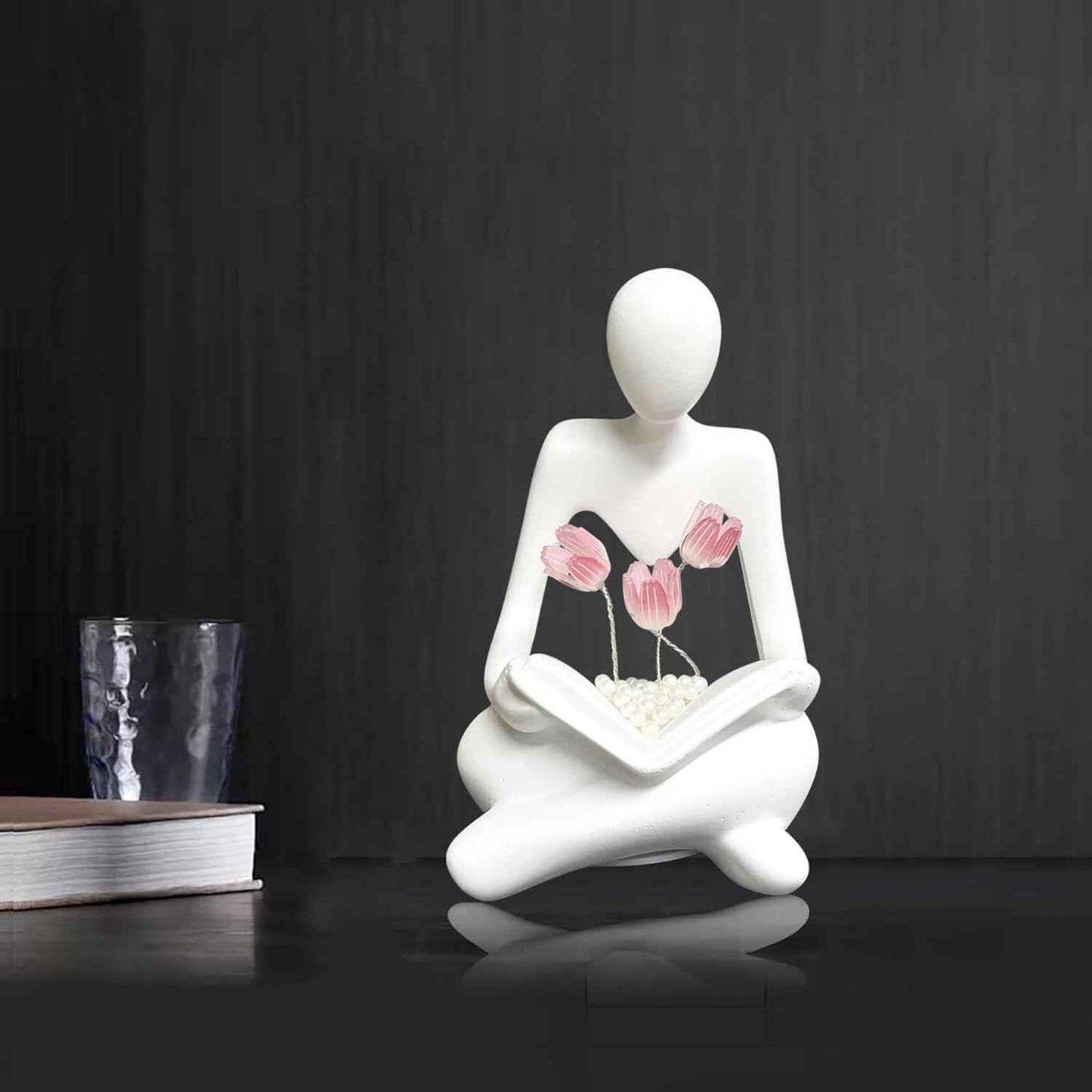 LIYAOLI Tulip Night Light Aesthetic Sculptures Lamp Home Decor Book Shelf Decor Aesthetic,Tulip Lamp Office Decor for Women Desk Cute Night Light