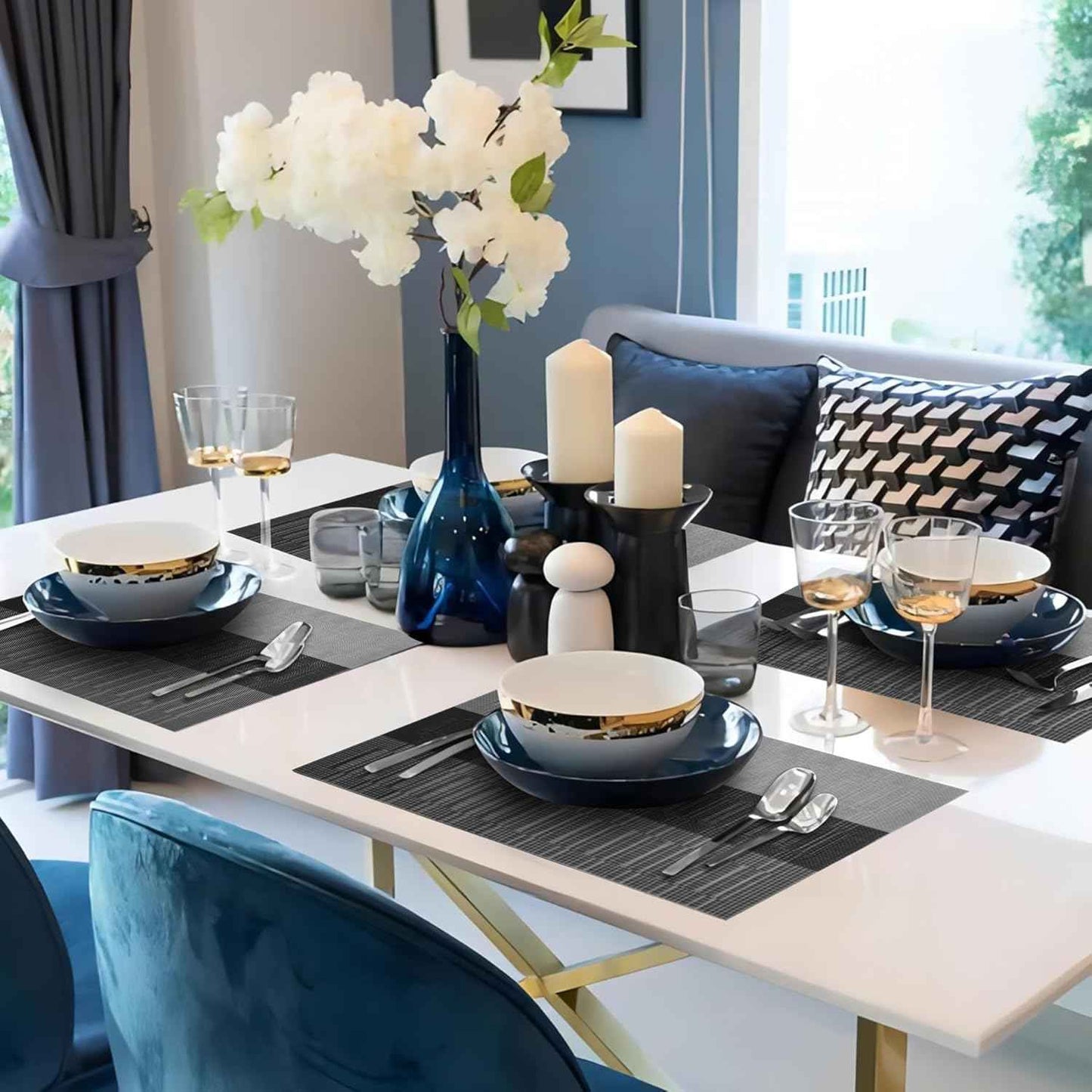 HeloHo Black Placemats Set of 4 Heat-Resistant Washable Place Mats Non-Slip Vinyl Woven Table Mats Wipeable Placemat for Kitchen Dining Table Decoration Indoor Outdoor