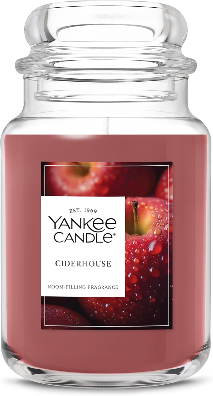 Yankee Candle Autumn Wreath, Fall Scented Candle, 22oz Large Jar with up to 150 Hour Burn Time