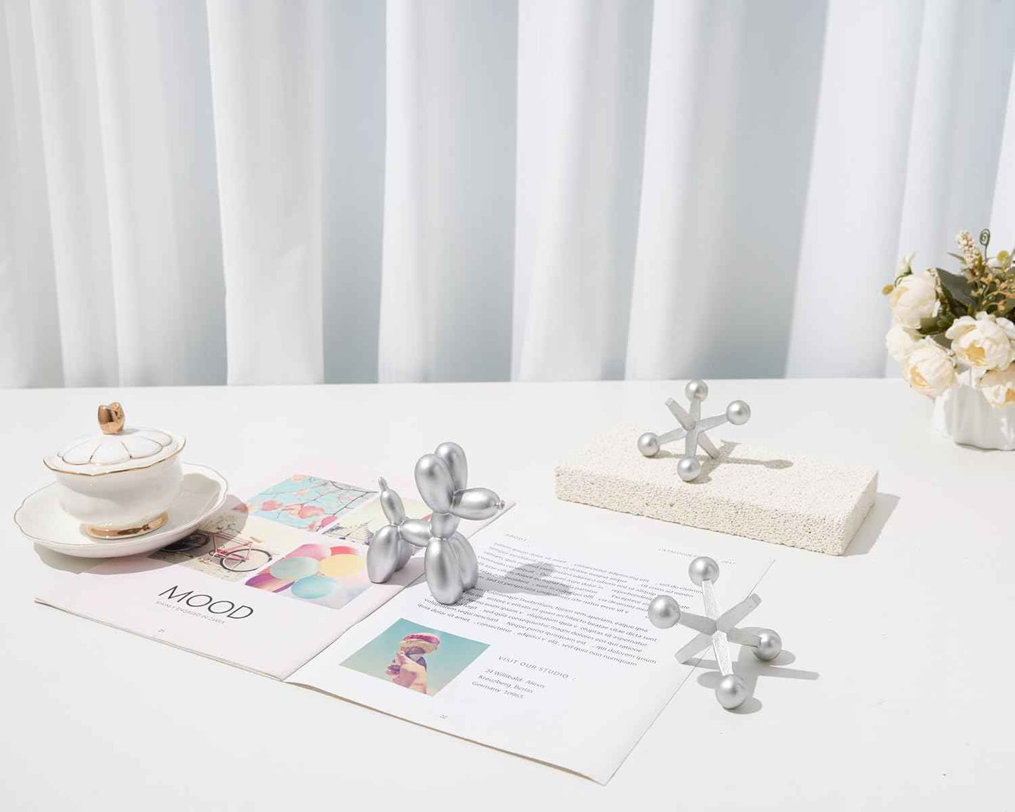 Red Balloon Dog Statue Decor, 4 inch Small Knick Knacks Balloon Dog Animal for Desk Shelf Décor