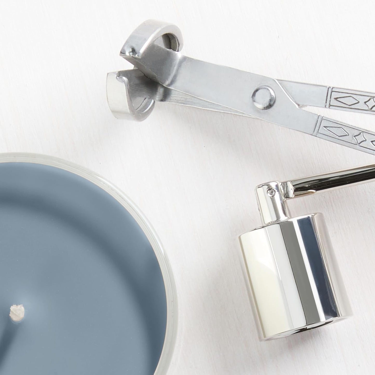 Yankee Candle, Warm Luxe Cashmere Fall Scented Candle, 22oz Large Jar with up to 150 Hour Burn Time