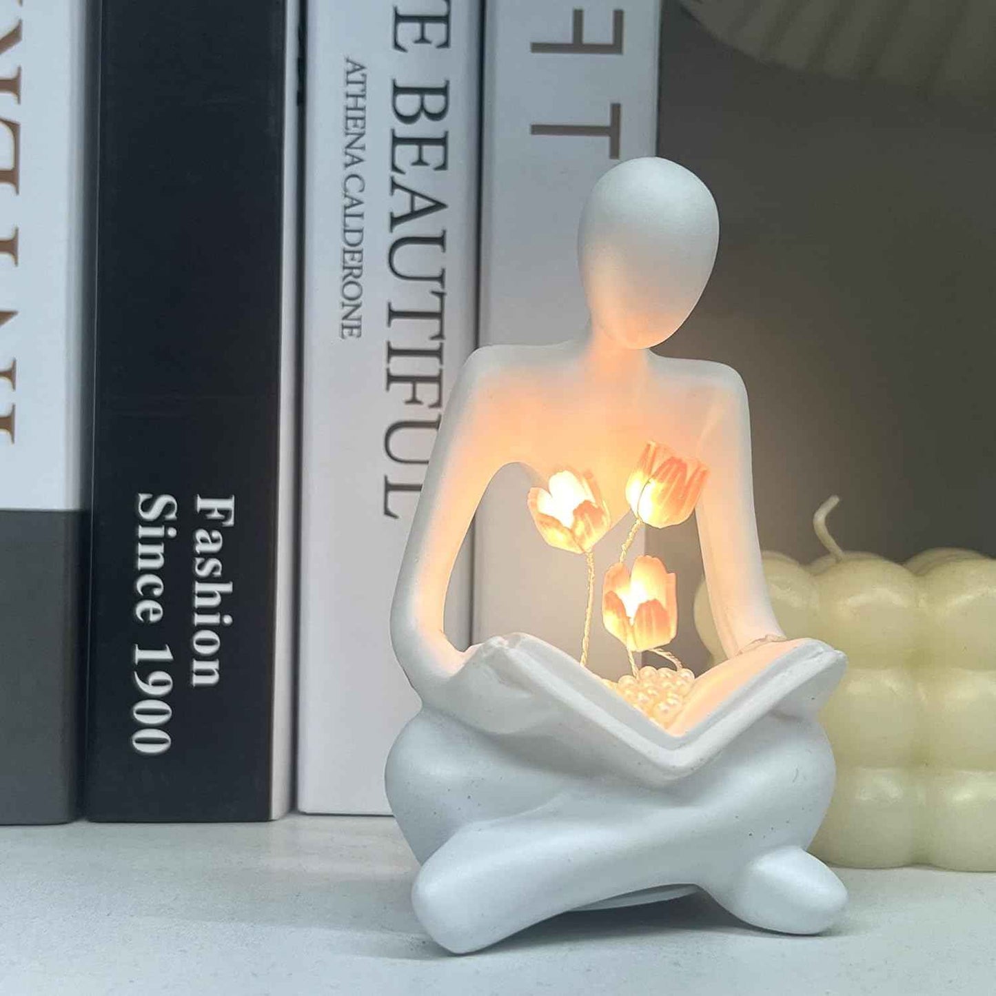 LIYAOLI Tulip Night Light Aesthetic Sculptures Lamp Home Decor Book Shelf Decor Aesthetic,Tulip Lamp Office Decor for Women Desk Cute Night Light