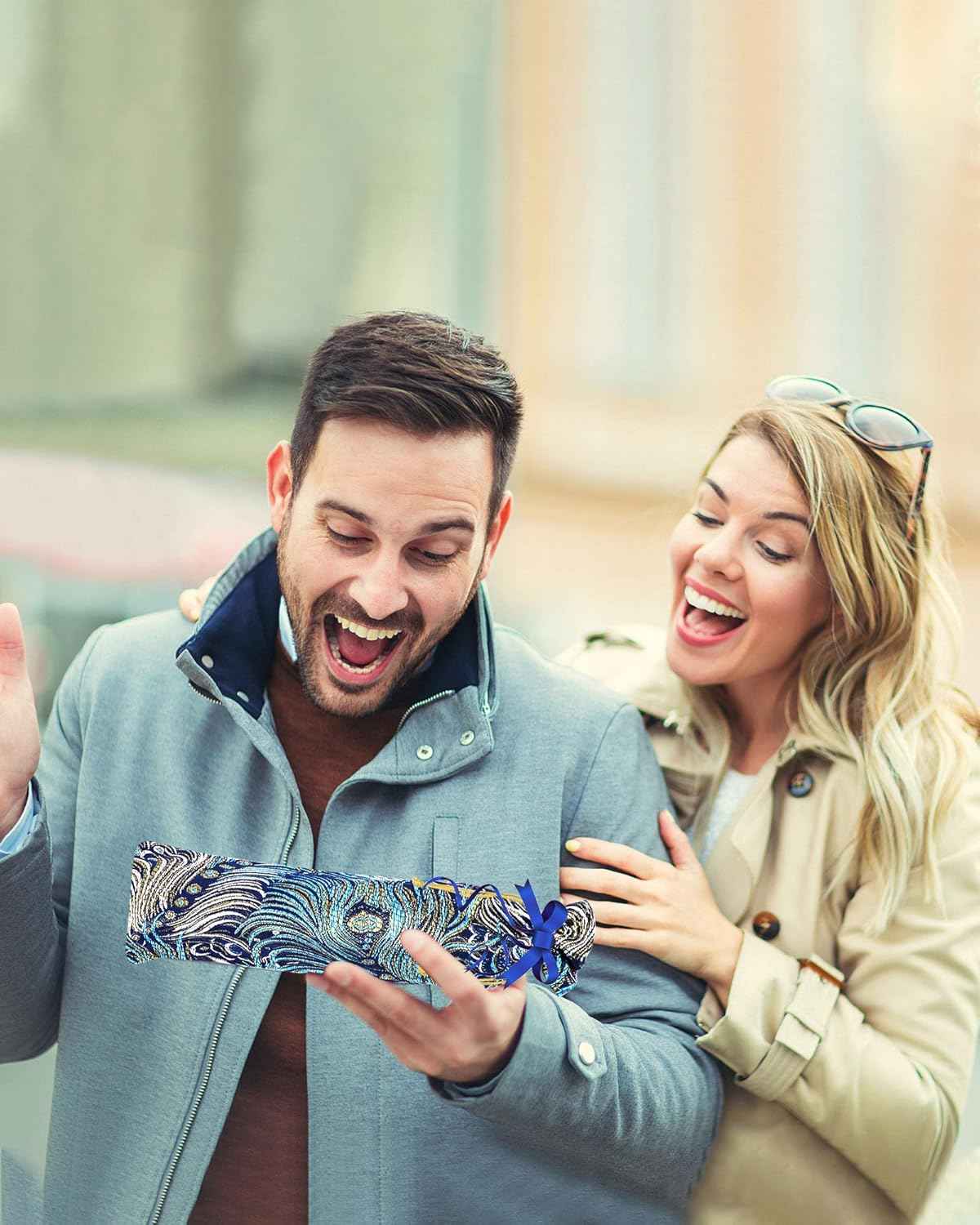 Portable Extendable Back Scratcher, 2 Pack Metal Telescoping Backscratchers for Adults, Kids,Dogs Itch Scratcher with Beautiful Gifts Packaging