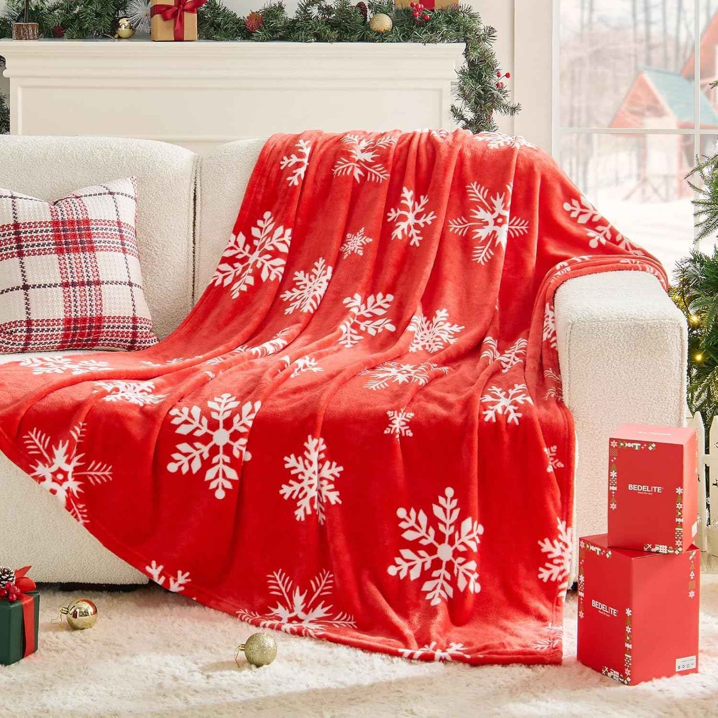 BEDELITE Christmas Throw Blanket– Cozy Holiday Blanket with Red Snowflake Design, Soft Lightweight Fleece Christmas Blanket for Couch & Bed, Festive Home Décor & Gift, 50"x60"