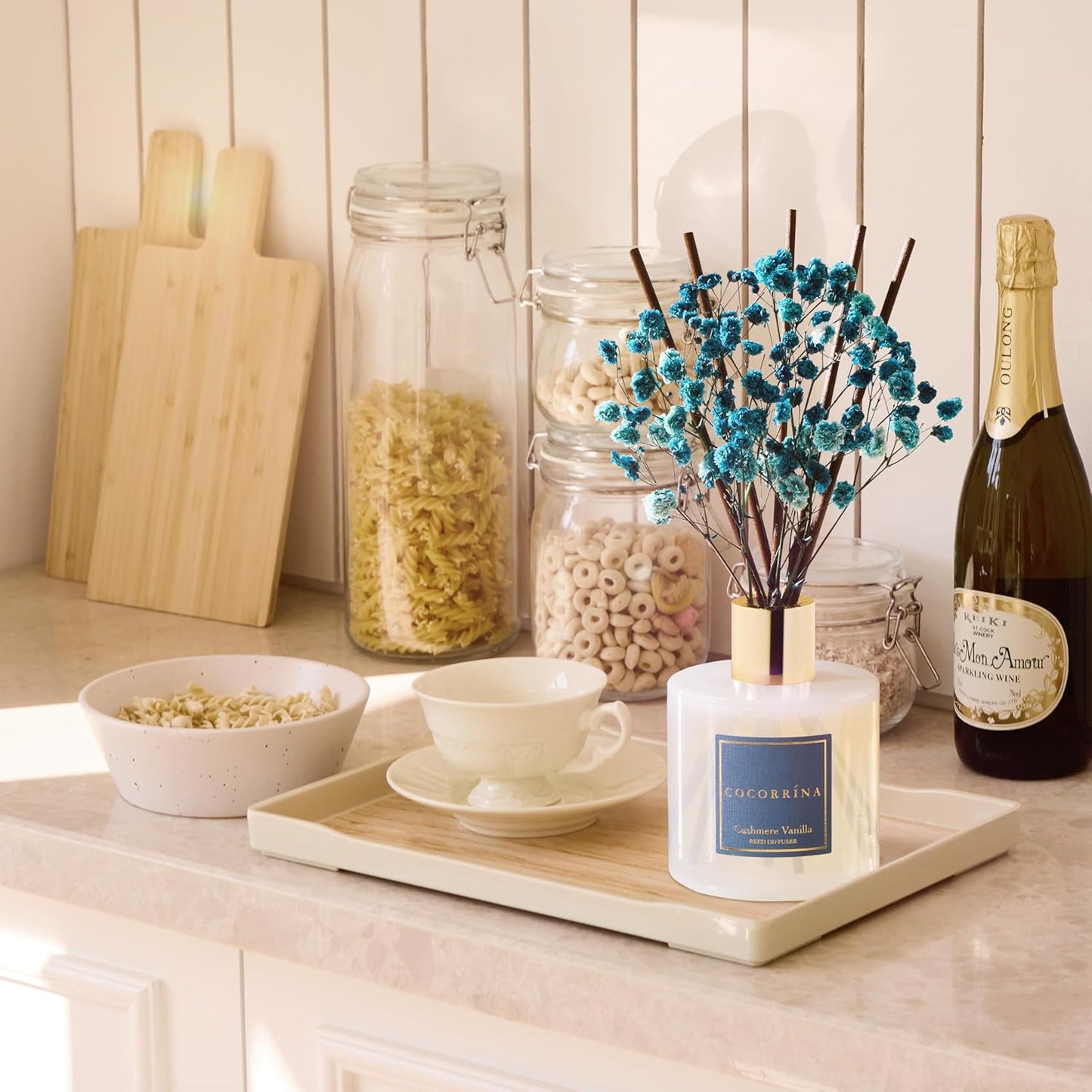 Cocorrína Premium Reed Diffuser Set with Preserved Baby's Breath & Cotton Stick Cashmere Vanilla | 6.7 fl oz Scent Fragrance Oil Diffuser for Bedroom Bathroom Home Décor