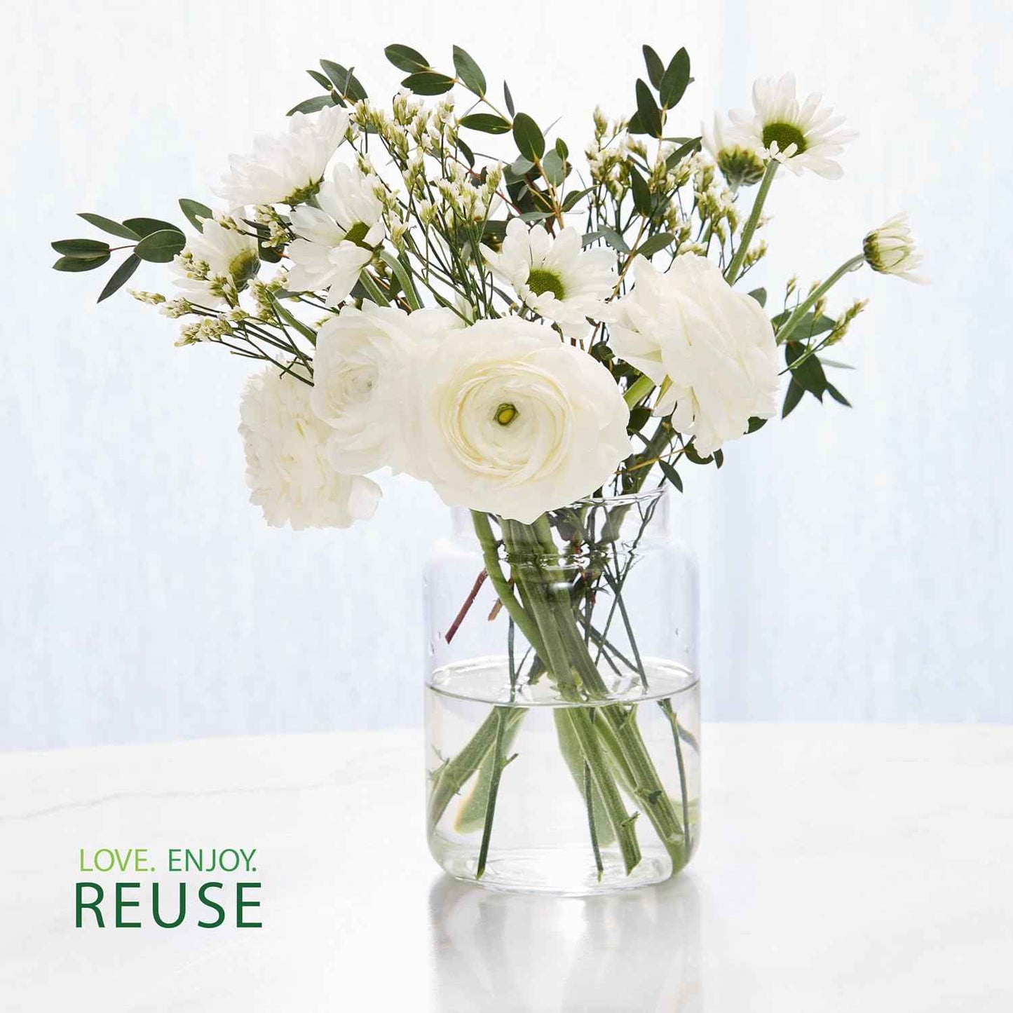 Yankee Candle, Warm Luxe Cashmere Fall Scented Candle, 22oz Large Jar with up to 150 Hour Burn Time