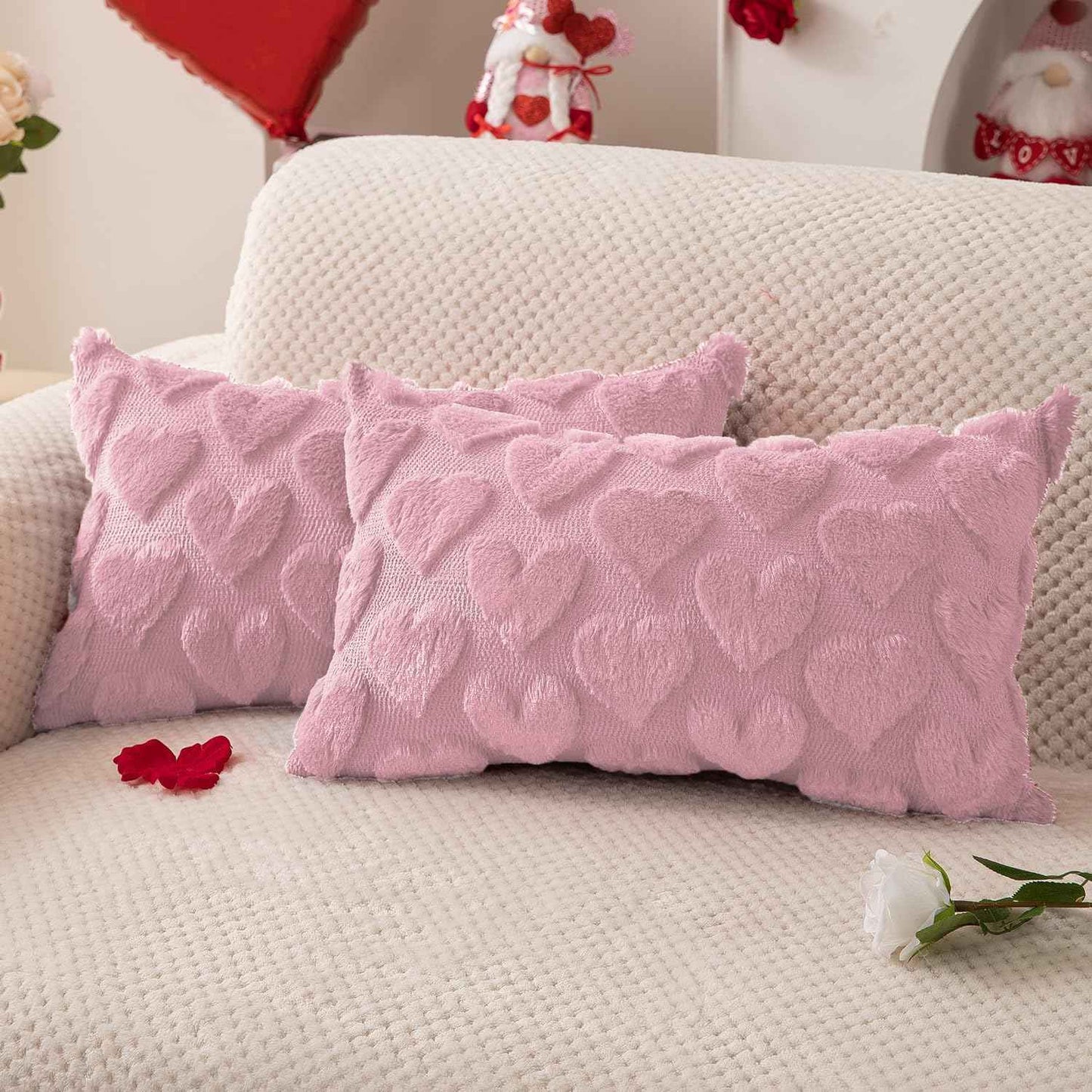 DFXSZ Valentines Pillow Covers 18x18 inch Set of 2 Valentines Day Decoration Red Heart Soft Plush Faux Fur Jacquard Throw Pillows for Bedroom Sofa Holiday Festivals Home Decor PTK017A18