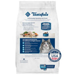 blue buffalo tastefuls adult dry cat food for weight management made with natural chicken ingredients 7-lb bag