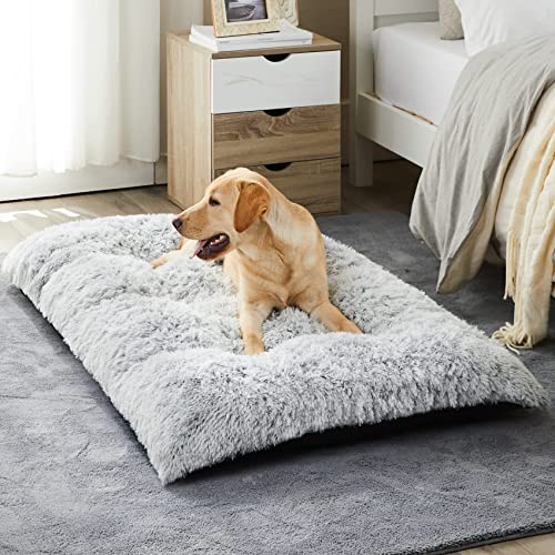 BFPETHOME grey plush dog crate bed for large dogs, fluffy cozy kennel pad with anti-slip bottom, washable pet mat