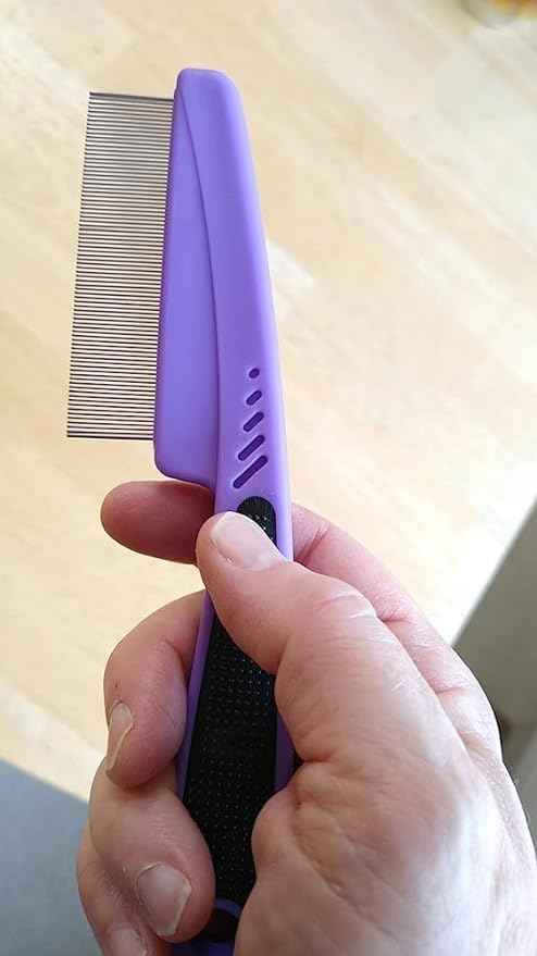 Yumflan Flea Comb with Rubber Handle, Flea and Tick Combs for Dogs & Cats, Fine Tooth Dog Comb for Grooming (Purple) | with Rubber Handle, for Dogs & Cats, for Grooming, Purple