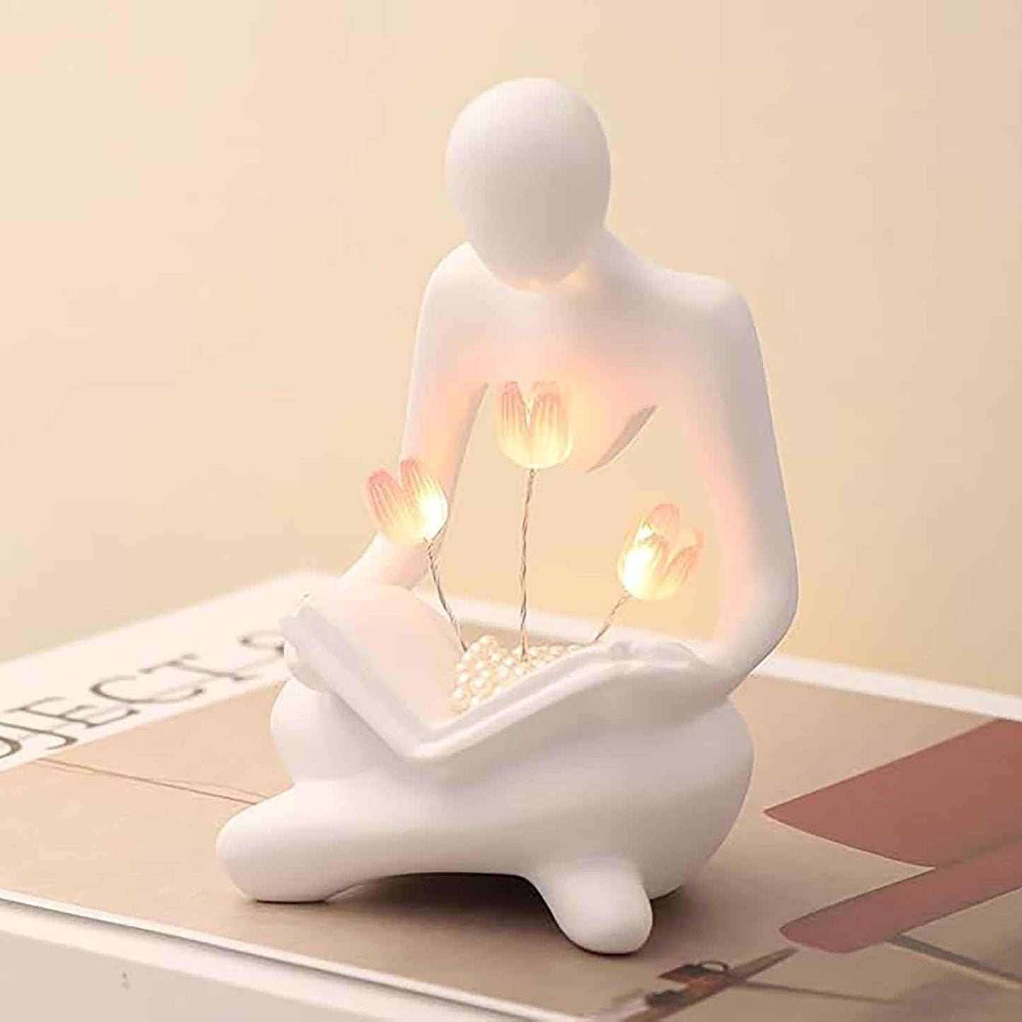 LIYAOLI Tulip Night Light Aesthetic Sculptures Lamp Home Decor Book Shelf Decor Aesthetic,Tulip Lamp Office Decor for Women Desk Cute Night Light