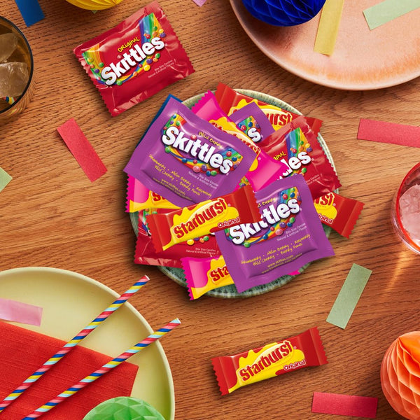 skittles original and starburst fun size chewy candy variety bag, party size, 20.13 oz bulk bag
