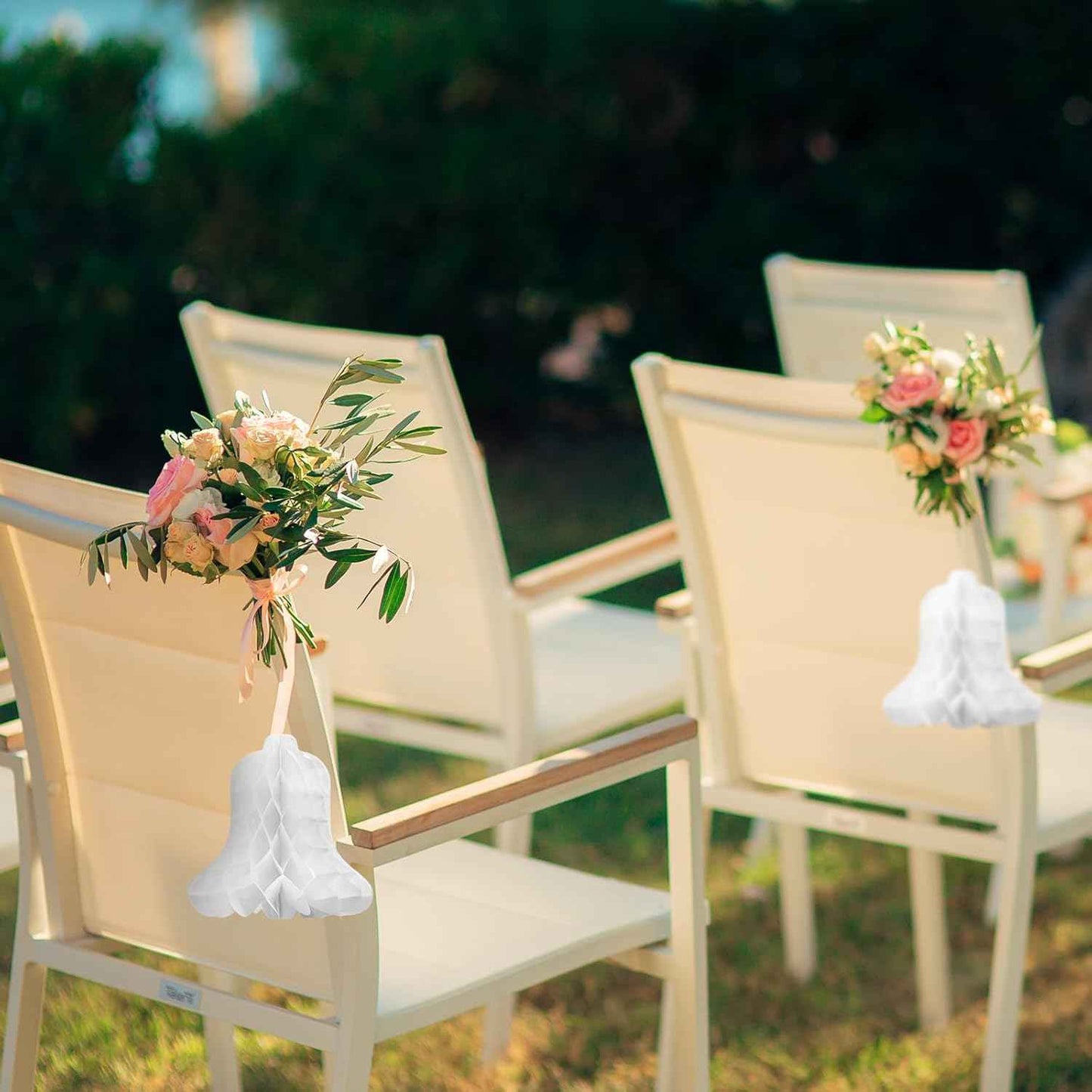 24 Pcs Paper Wedding Bells White Hanging Big Bridal Honeycomb Wedding Bells Decorations for Ceremony Parties Baby Showers Christmas Decorating Supplies, 7.9inch and 11.8inch