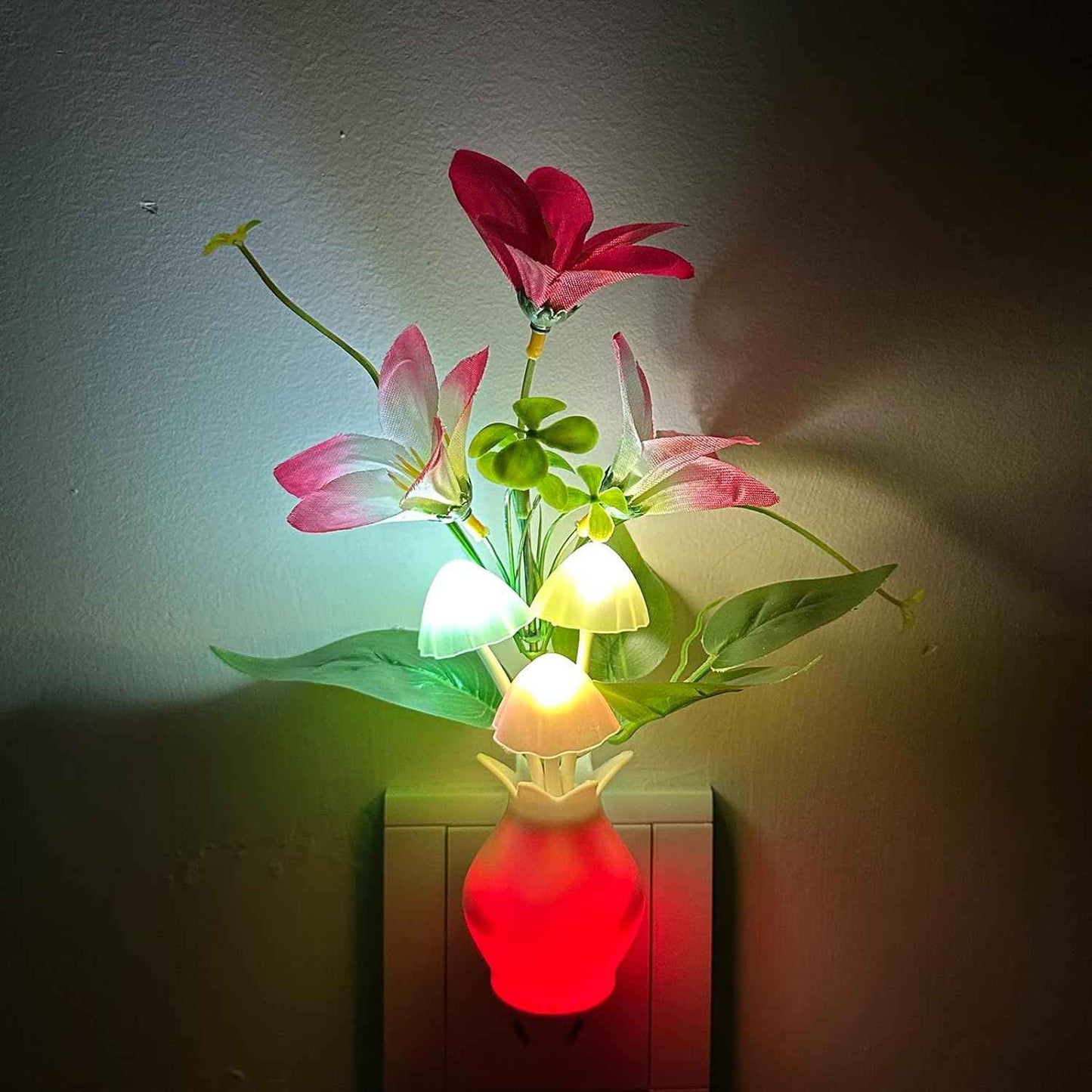 Plug-in Night Light with Auto Light Sensor, RGB LED Mushroom Night Light Wall Based Flower Lamp 1W Energy Efficient Nursery Nightlight for Kids Room, Bedroom, Nursery, Lounge, Hallway and Stairs | Nursery Nightlight, Auto Light Sensor, Energy Efficient, W