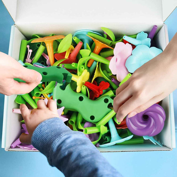 IQKidz flower toys building set for 3-6 years old toddlers and preschoolers, 153pcs STEM play set with insect pegs