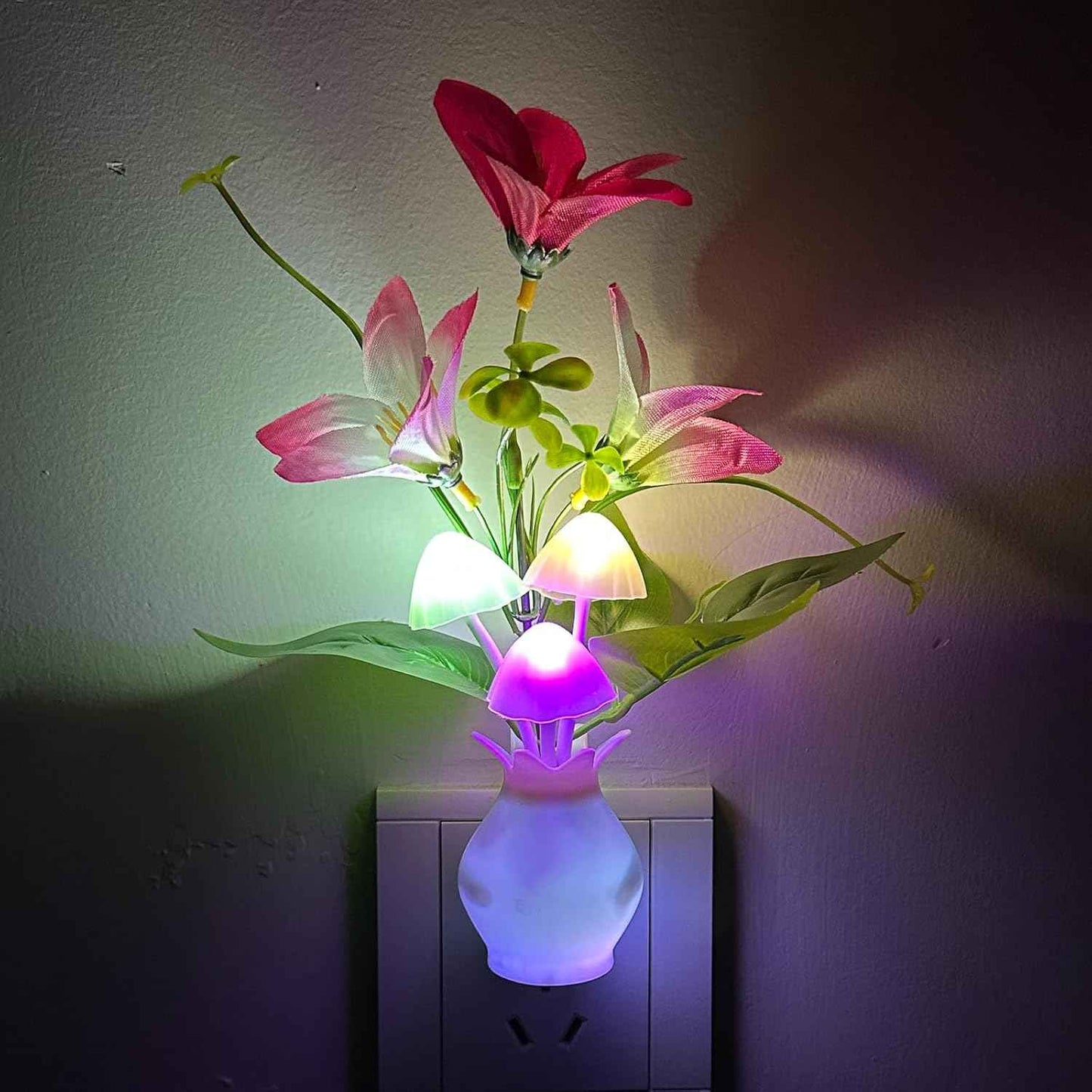 Plug-in Night Light with Auto Light Sensor, RGB LED Mushroom Night Light Wall Based Flower Lamp 1W Energy Efficient Nursery Nightlight for Kids Room, Bedroom, Nursery, Lounge, Hallway and Stairs | Nursery Nightlight, Auto Light Sensor, Energy Efficient, W