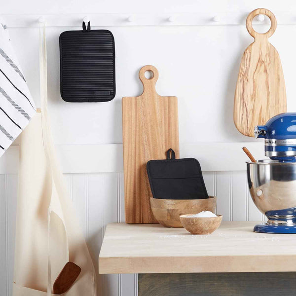 KITCHENAID Ribbed Soft Silicone Pot Holder 2-Pack Set, Matte Black, 7"x9"