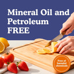 Non-toxic cutting board set made from FSC certified acacia wood, free of mineral oil, includes 3 chopping boards.