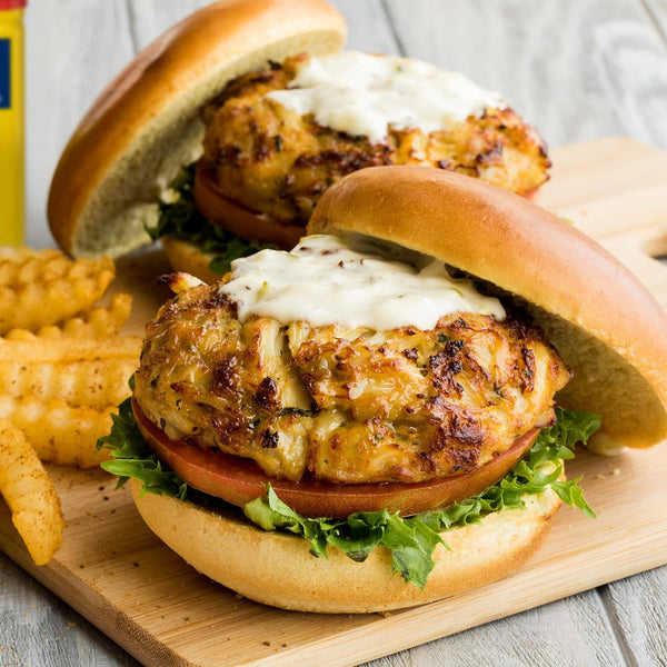 OLD BAY Classic Seafood Seasoning, Non GMO, Gluten Free, Unique Blend of 18 Herbs & Spices, 6 oz