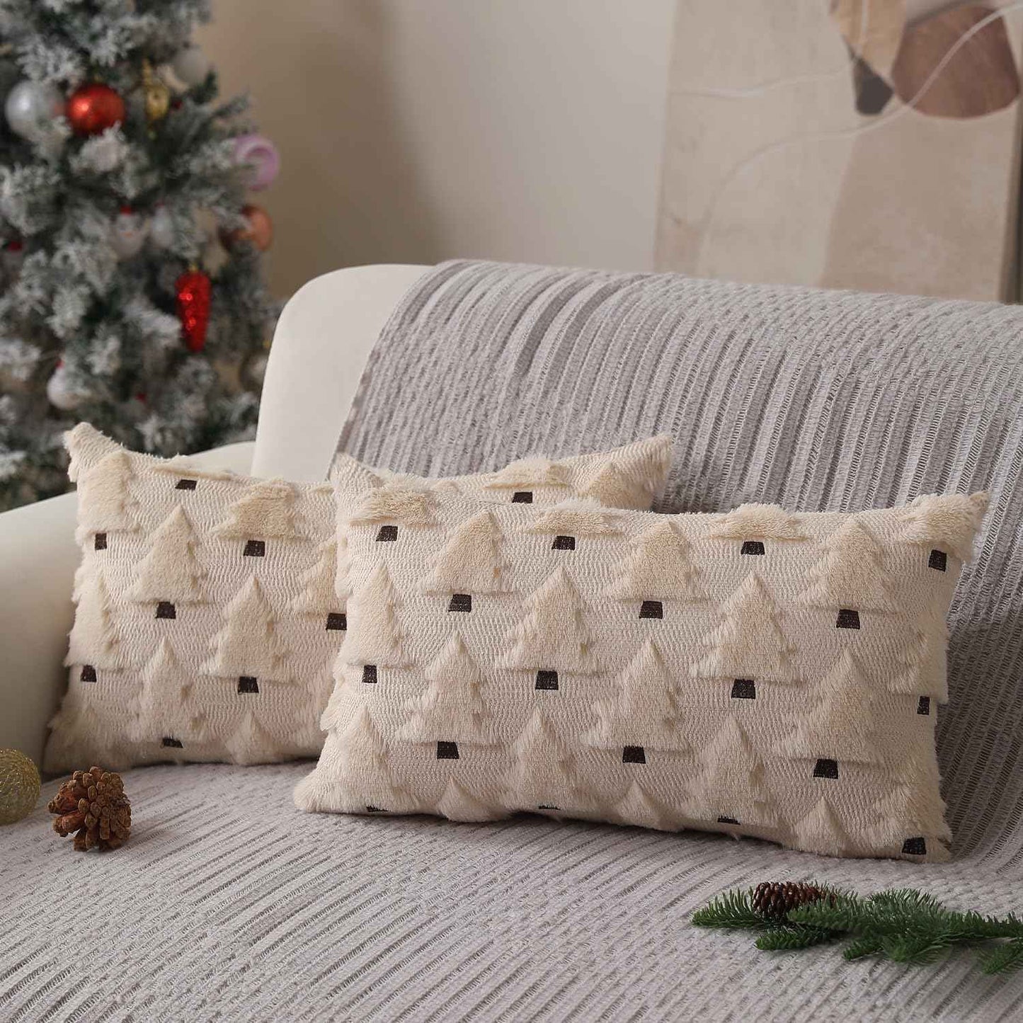 Christmas Pillow Covers 18x18 inch, Set of 2 Soft Plush Faux Fur Wool Throw Pillow Cases with Beige Christmas Tree Design