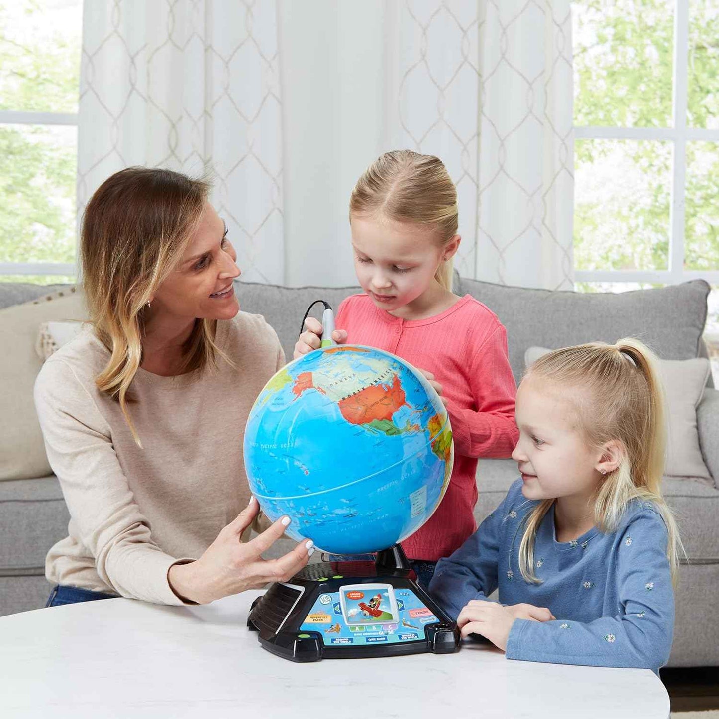 LeapFrog Magic Adventures Globe (Frustration Free Packaging)