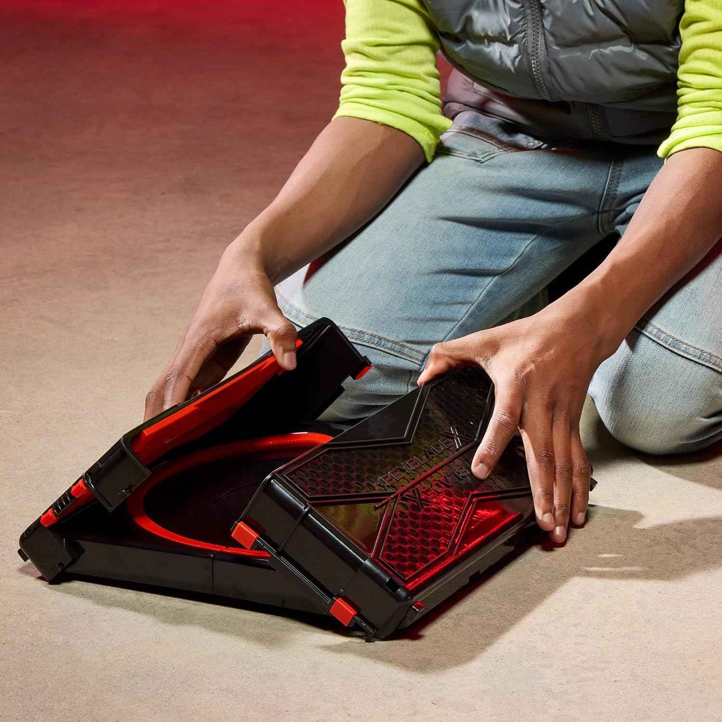 Beyblade X Clash & Carry Beystadium Battle Arena Spinning-Top Toys, Kids, Ages 8+