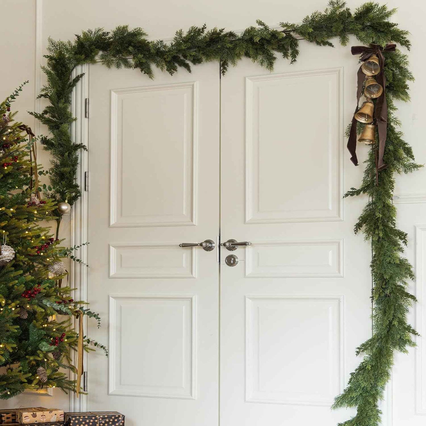 9ft Handmade Christmas Garland,Artificial Norfolk Pine Needles Greenery Seasonal Garland for Christmas Firepalce Winter Holiday Indoor Outdoor Decoration