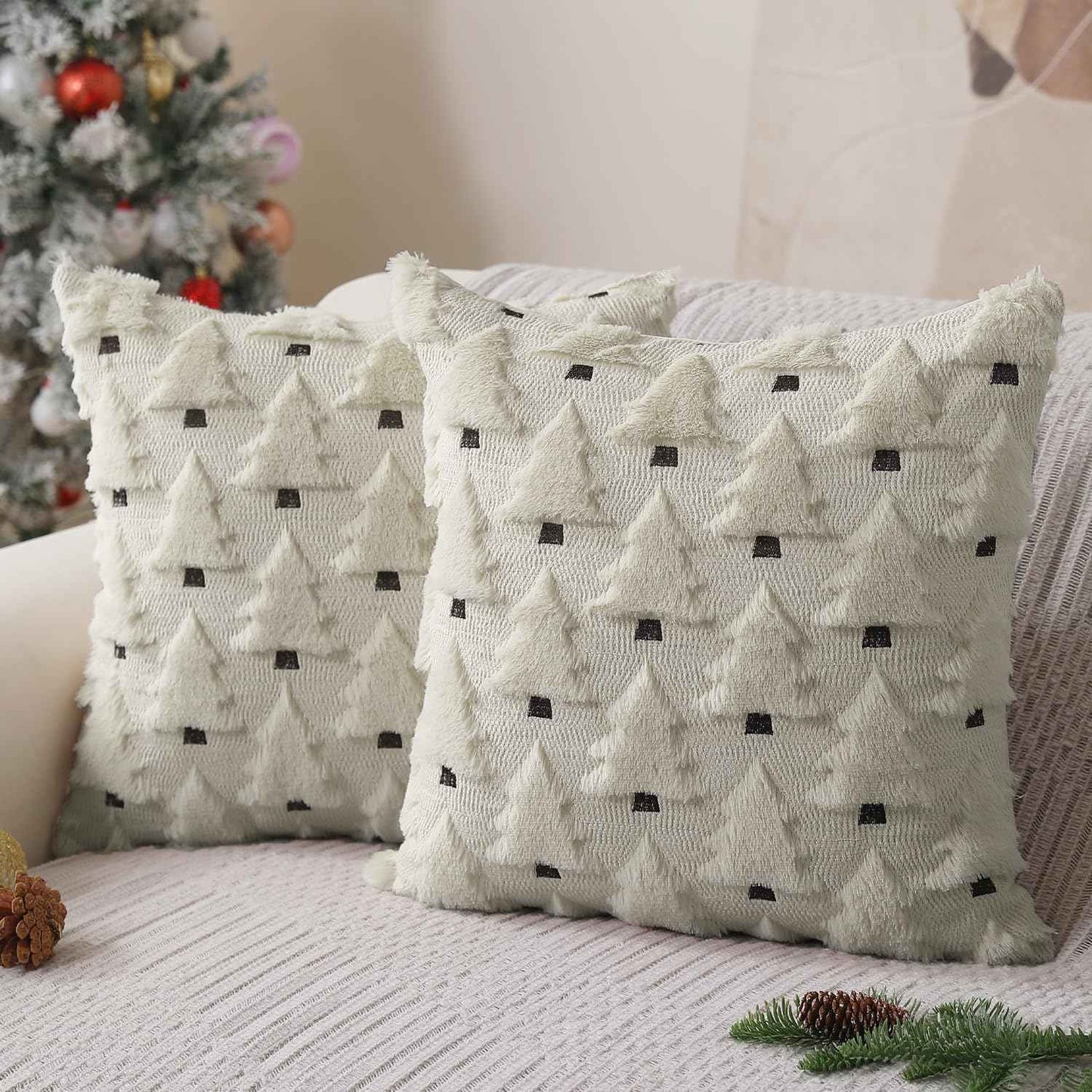 Christmas Pillow Covers 18x18 inch, Set of 2 Soft Plush Faux Fur Wool Throw Pillow Cases with Beige Christmas Tree Design