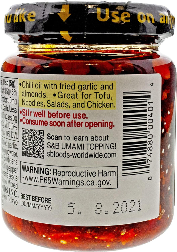 S&B Chili Oil with Crunchy Garlic, 3.88 Fl Oz Umami Topping from Japan