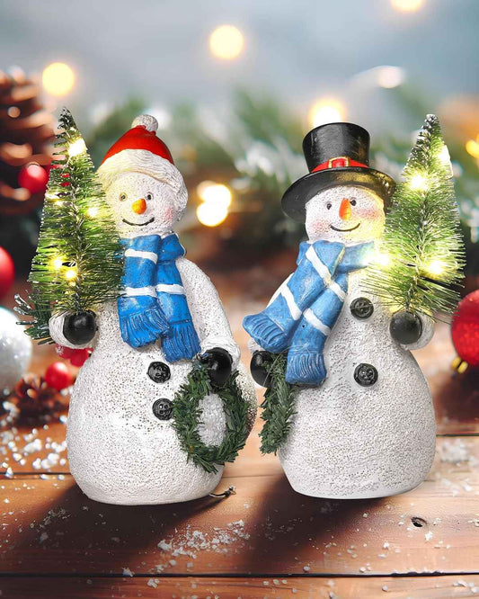 Duo 5'' Resin Snowman Figurines with Lighted Christmas Tree Wreath - Christmas Decorations Indoor Snowman Decor Ornaments Centerpiece - Winter Holiday (Snowmen)