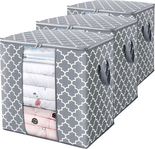 Storage bags for comforters and bedding with large capacity and sturdy zippers