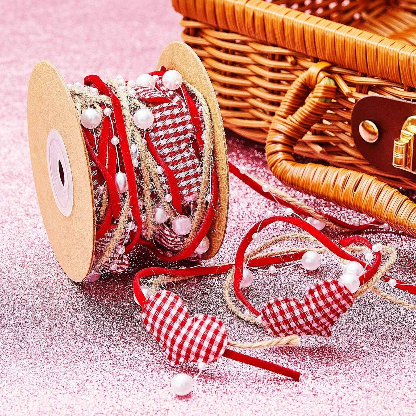 11 Yard/ 2 Rolls Valentine's Day Heart Beads Ribbon Stain Heart Garland Wreath Ribbon for Valentine's Day Wedding DIY Wrapping Crafts Wreath Christmas Tree Sewing Decoration