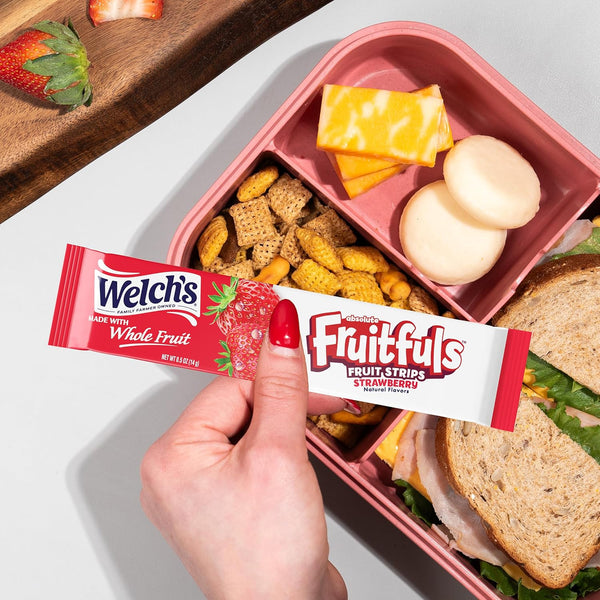 Welch's Fruitfuls Fruit Strips, Dried Fruit Snacks, Berry Medley, Mango Peach, Strawberry, 0.5oz, Pack of 50