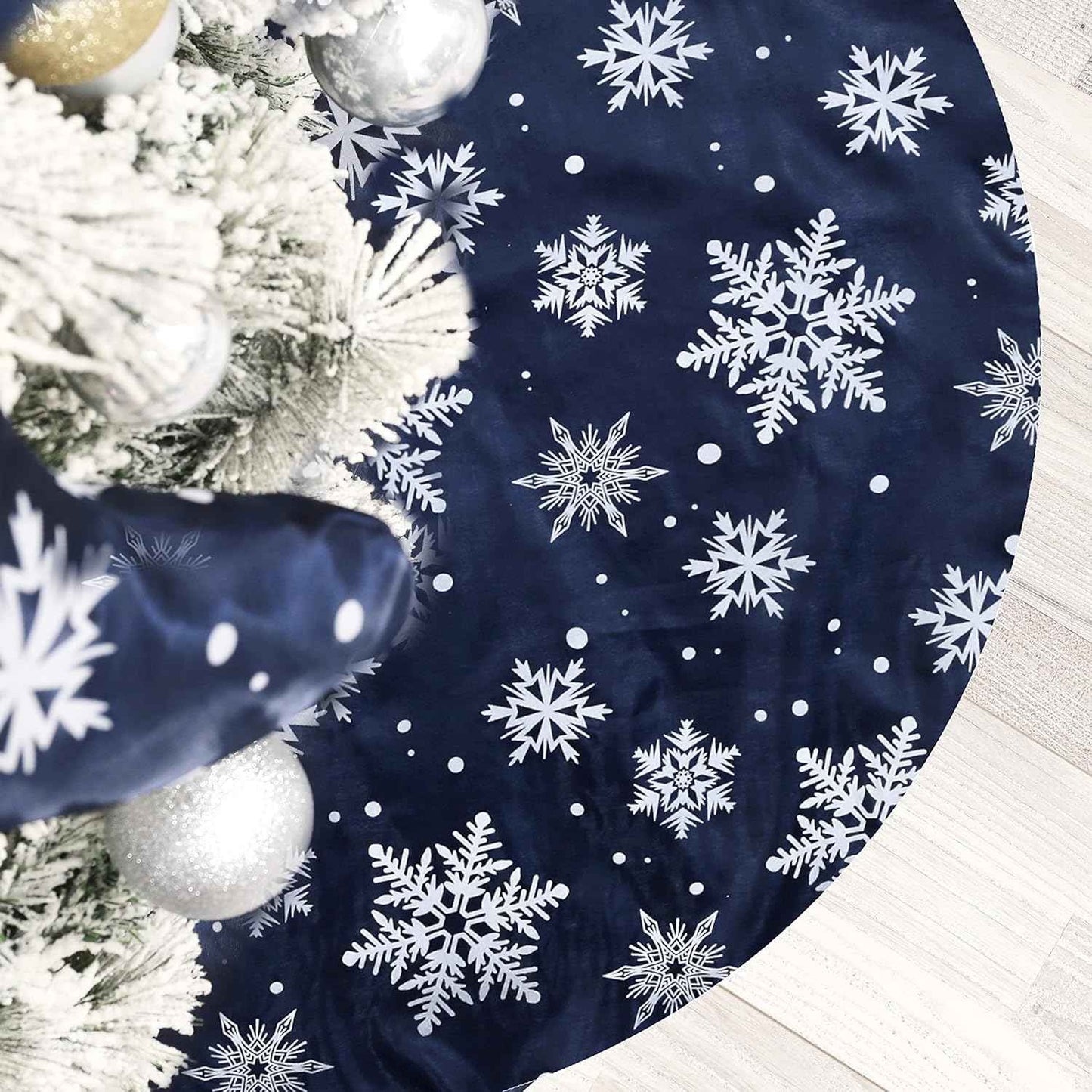 Flash World 48 Inch Large Christmas Tree Skirt Xmas Soft Cover Mat Decor Snowflake Collar Farmhouse Tree Skirt for Holiday Ornaments Party Home Indoor Decorations (Red, 48INCH)